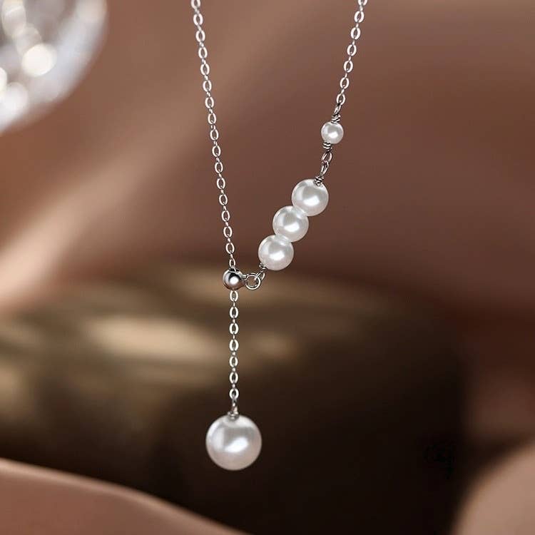 Simple Elegant Pearl Pendant Necklace in 925 Sterling Silver