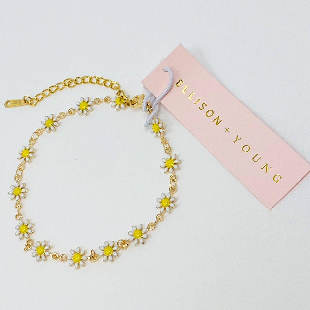 All Around Daisy Bracelet