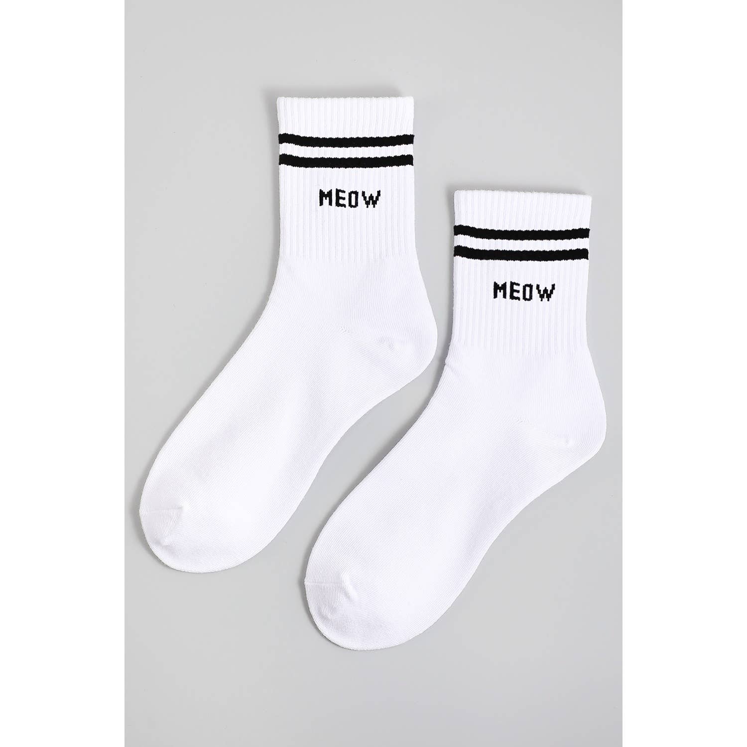 MEOW STRIPED ANKLE SOCKS
