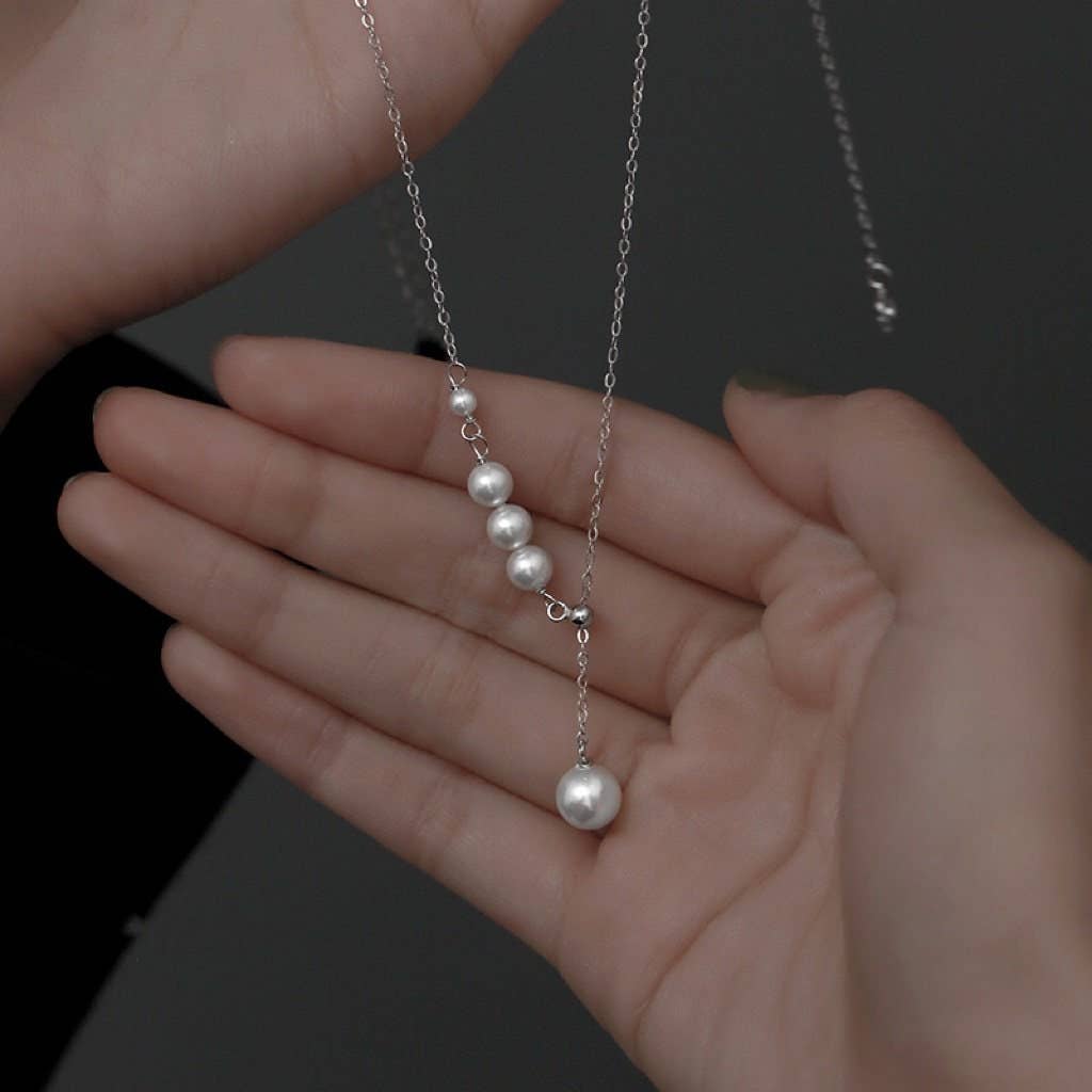 Simple Elegant Pearl Pendant Necklace in 925 Sterling Silver