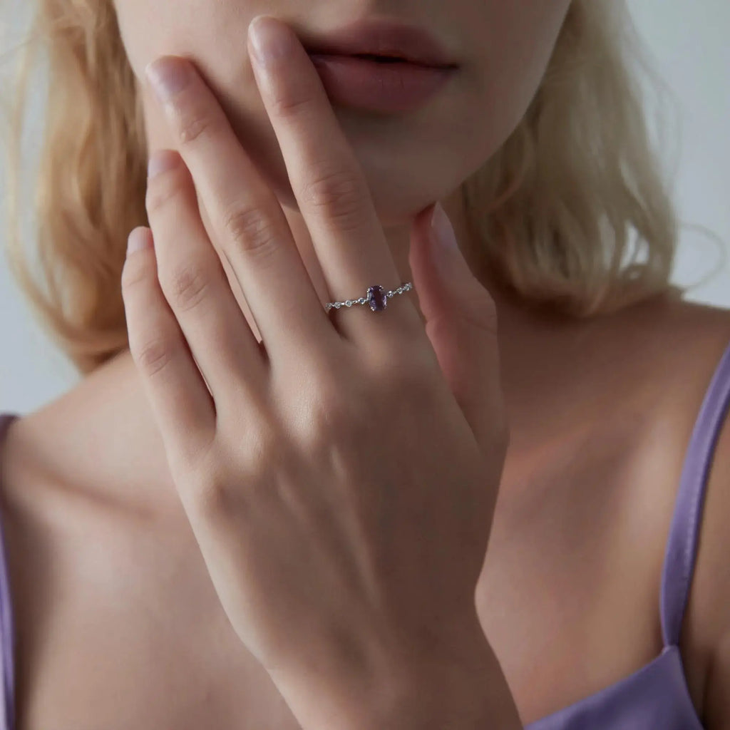 Oval Cut Natural Amethyst Ring in 925 Sterling Silver