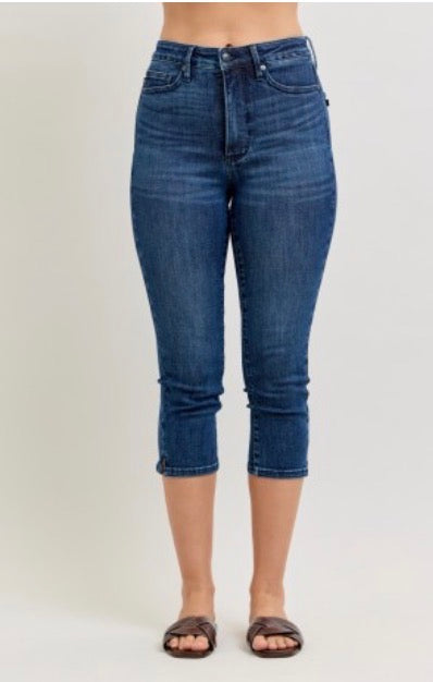 HW T.C Capri w/ Shield Back Pockets