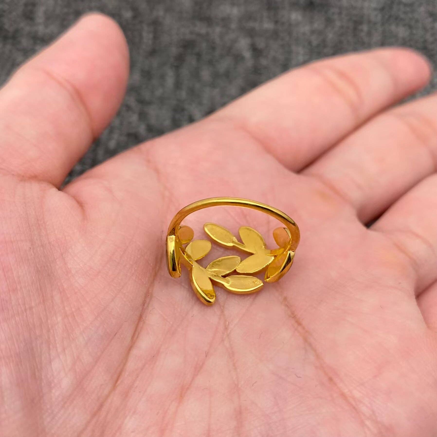 Abalone Shell Leaf Shape 18K Gold Plated S.Steel Ring - FGS