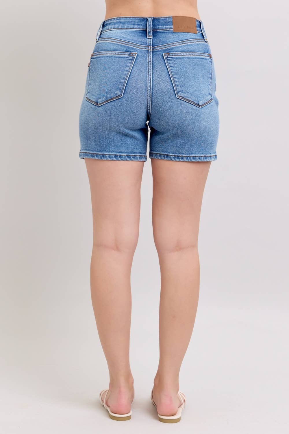 HW 2 Button Mid Length Dad Shorts