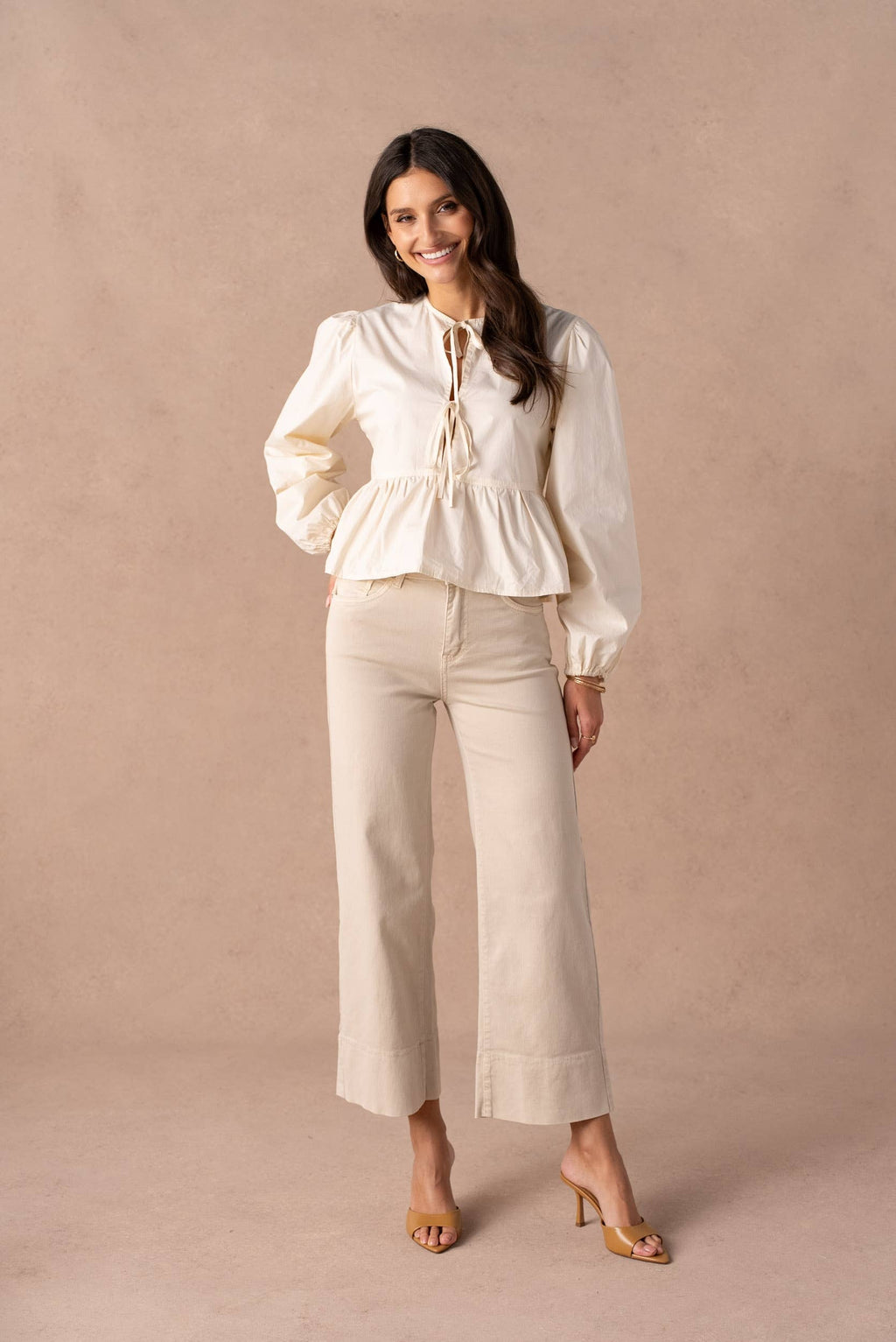 7/8 wide leg jeans with sewn hem